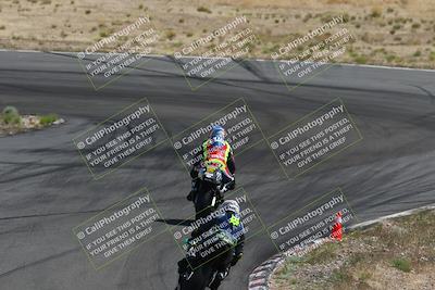 media/Apr-20-2025-AHRMA (Sun) [[393a79c373]]/Race/Group 10/Turn 4b/